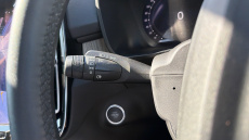 Volvo XC40 2.0 B4P Ultimate Dark 5dr Auto Petrol Estate